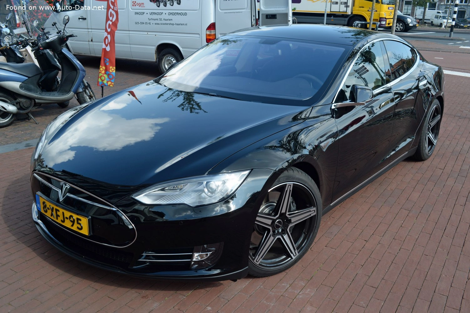 2012 Tesla Model S 85D 85 kWh (417 bg) Dual Motor AWD