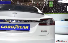 Tesla 60D 60 kWh (328 bg) AWD (2016)