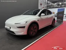 2025 Tesla Model Y 62.5 kWh (299 bg) 2