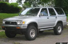 Toyota 2.4 (114 bg) 4x4 (1989)