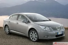 Toyota 2.0i (152 bg) Multidrive (2009)