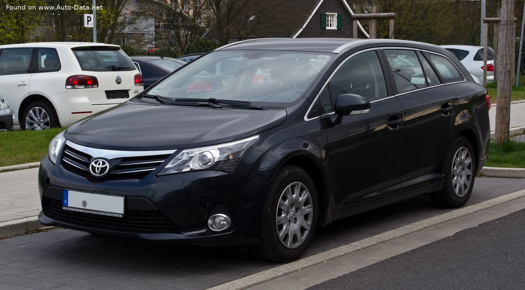 2012 Toyota Avensis 2.0 Valvematic (152 bg)