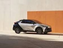 2023 Toyota C-HR 2.0 (223 bg) Plug-in Hybrid e-CVT 2