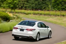 2017 Toyota Camry 2.5 (218 bg) Hybrid e-CVT 4