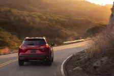 2024 Toyota Corolla Cross 2.0 (196 bg) Hybrid AWD e-CVT 5