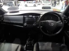 2017 Toyota Corolla 1.5 (109 bg) CVT-i 8