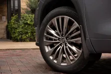 2020 Toyota Highlander 2.5 (243 bg) Hybrid e-CVT 7