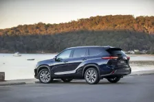2021 Toyota Kluger 2.5 (250 bg) Hybrid e-Four e-CVT 5