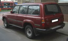 Toyota 4.2 D (135 bg) (1990)