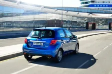 2014 Toyota Yaris 1.5 (100 bg) Hybrid e-CVT 2