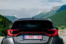 2024 Toyota Yaris 1.5 (131 bg) Full Hybrid e-CVT 5