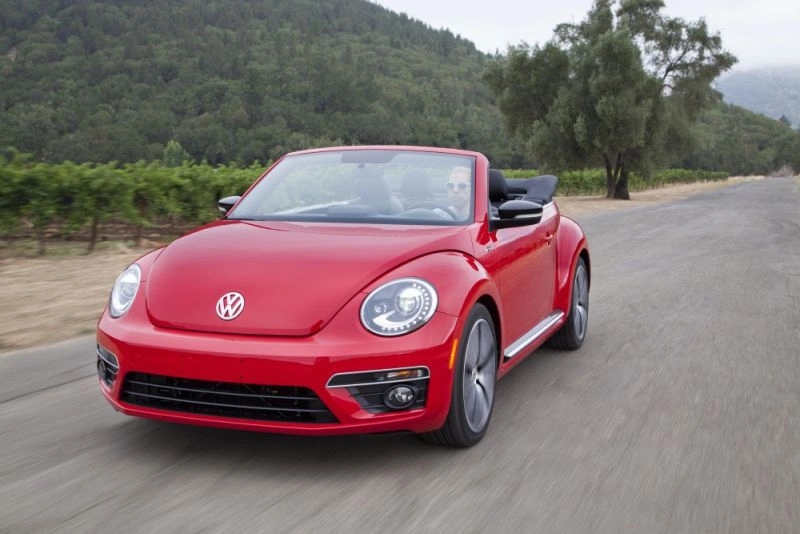 2012 Volkswagen Beetle 2.0 TDI (150 bg)
