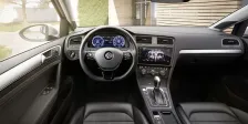 Volkswagen e-Golf 35.8 kWh (136 bg) CVT (2017)