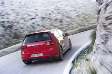 2017 Volkswagen Golf GTI Performance 2.0 TSI (245 bg) 4