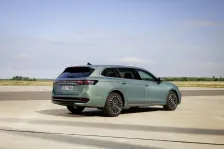 2023 Volkswagen Passat 1.5 TSI (272 bg) eHybrid DSG 5