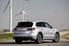 2018 Volkswagen Touareg 3.0 V6 TSI (340 bg) 4MOTION Tiptronic 4