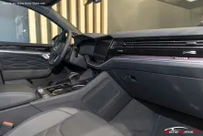 Volkswagen R 3.0 V6 TFSI (462 bg) eHybrid 4MOTION Tiptronic (2023)