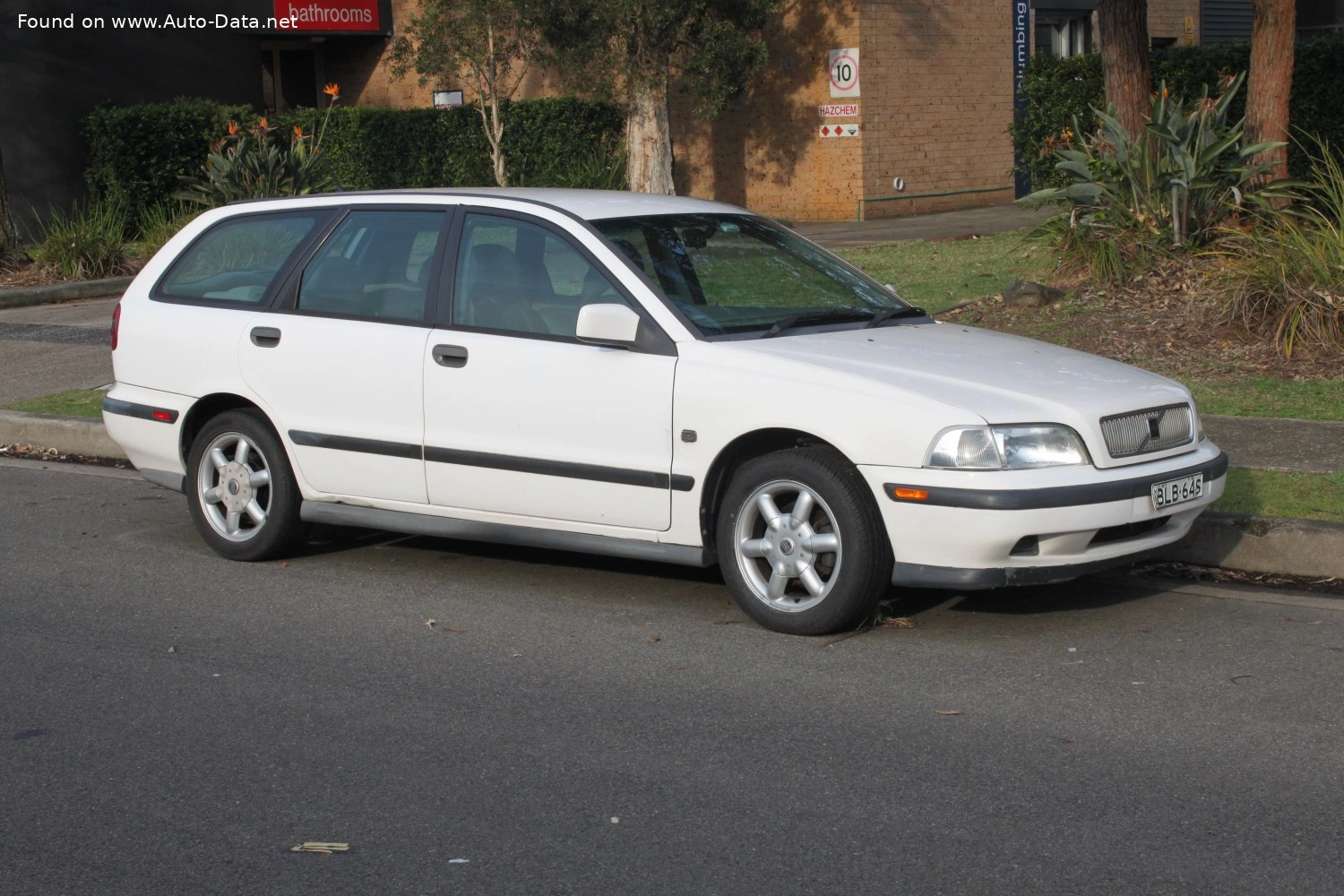 1995 Volvo V40 1.8 16V (115 bg)