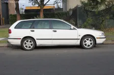 1995 Volvo V40 1.8 GDI (122 bg) 2
