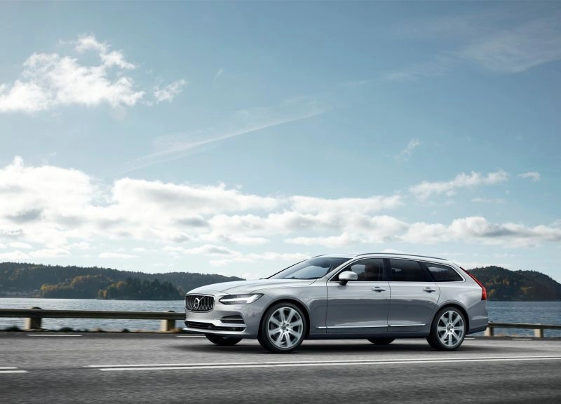 2016 Volvo V90 2.0 T4 (190 bg) Automatic